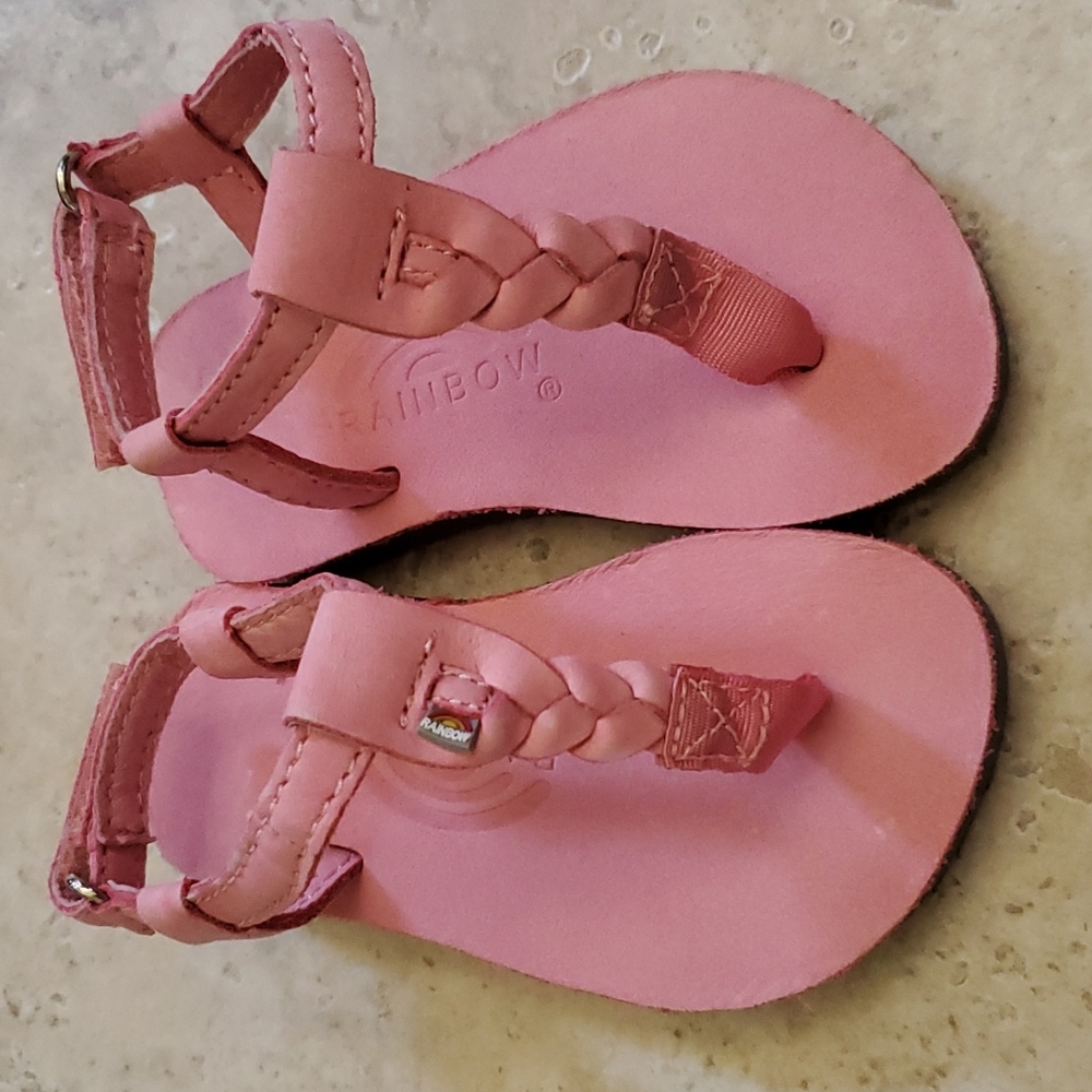 Rainbow infant sandals size 3 to 4
